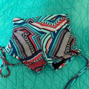 Liquido activewear yoga shorts